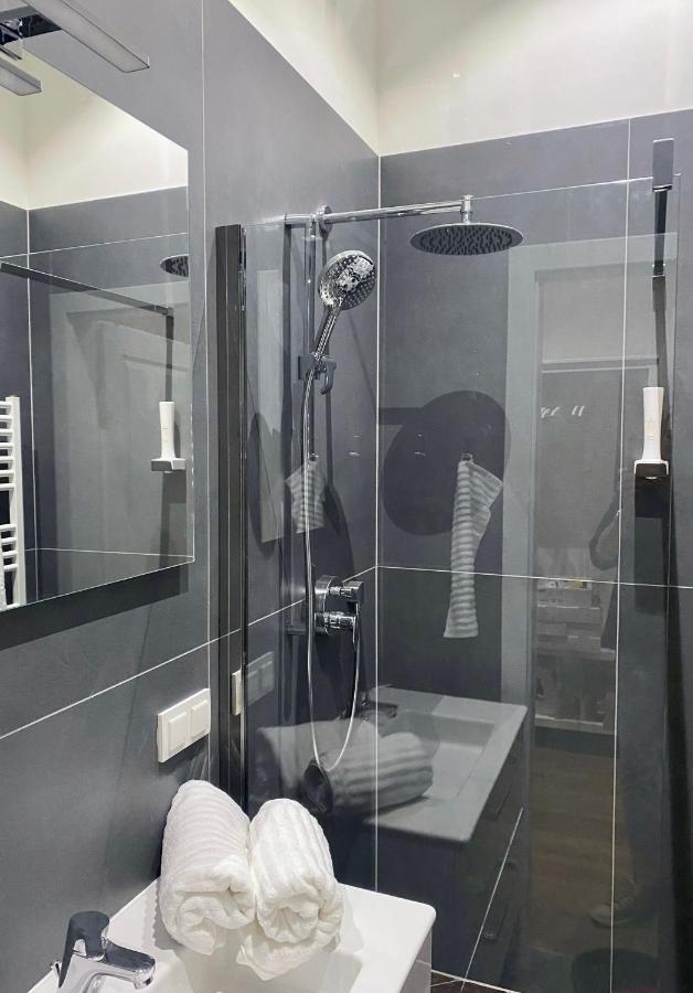 Charming Studio In Servitenviertel I Lejlighed Wien Eksteriør billede