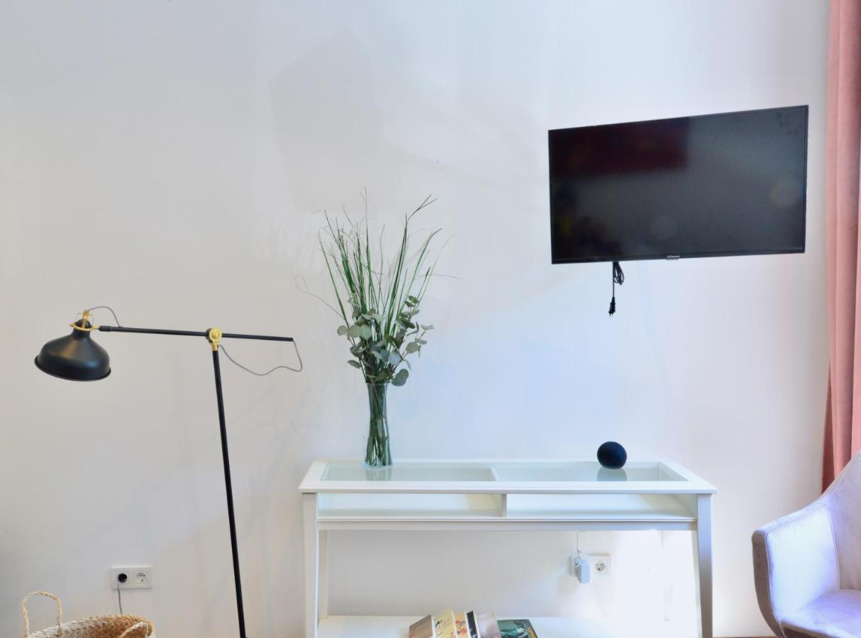Charming Studio In Servitenviertel I Lejlighed Wien Eksteriør billede