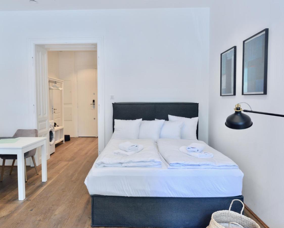 Charming Studio In Servitenviertel I Lejlighed Wien Eksteriør billede